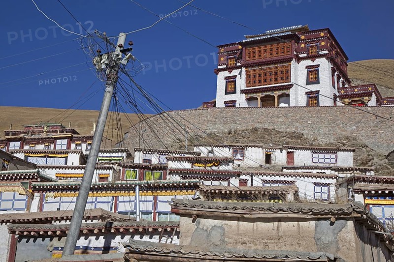 Telephone lines at Tibetan monastery Sershu Dzong in the village Sershu