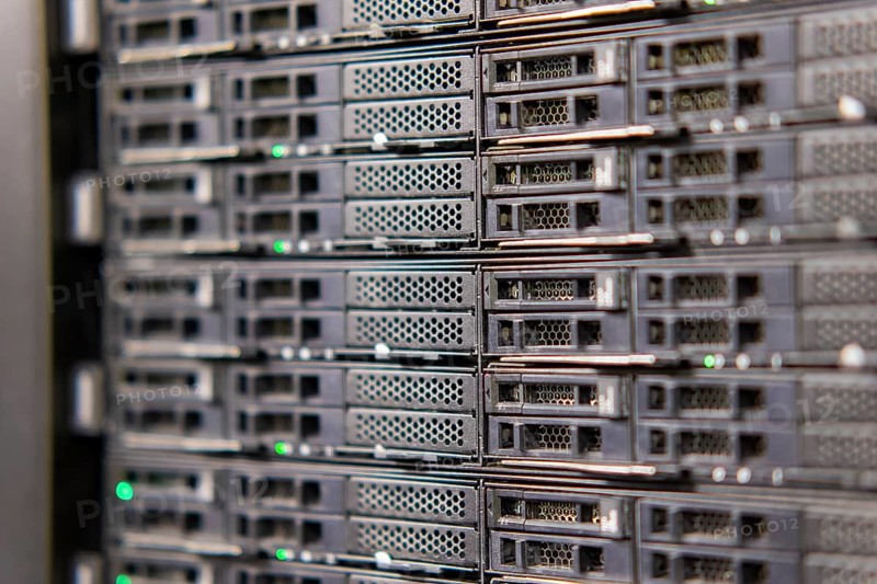 The focus of the institute is on the development of software methods and processes in order to be able to virtually represent aircraft with all their characteristics over the entire life cycle - from the first design to maintenance. With the High Performance Computer - Memory Complex