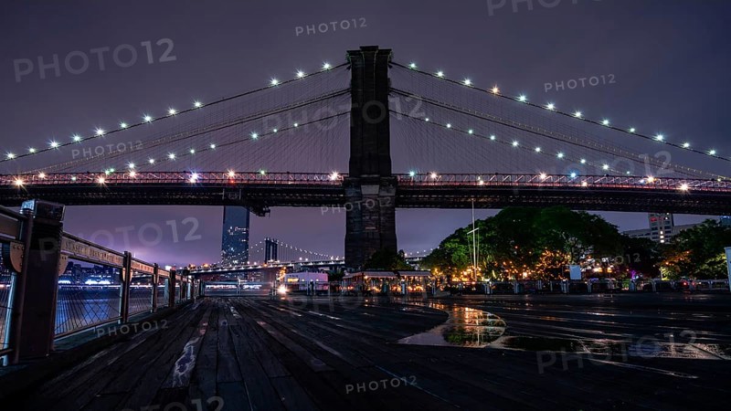Night views on DUMBO