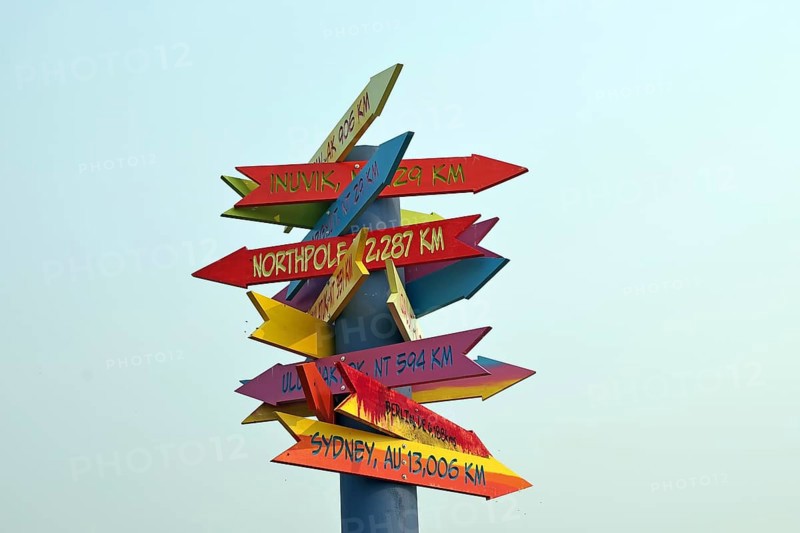 Shield of wood with different distances