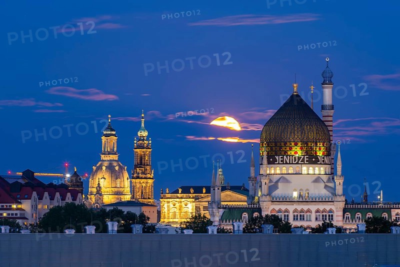 Full moon over Dresden with Staendehaus
