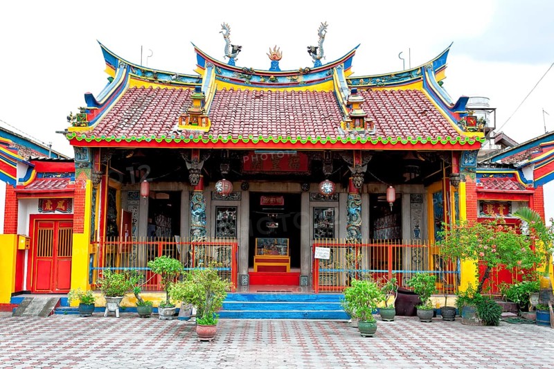 Chinese temple