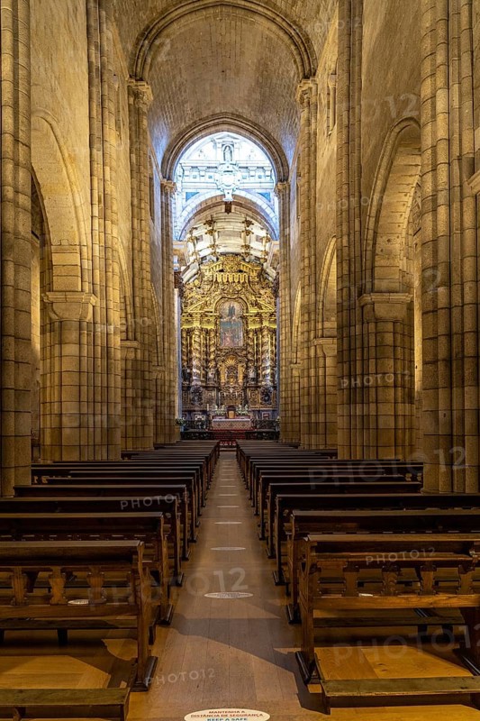Interior and altar of the Se do Porto Cathedral