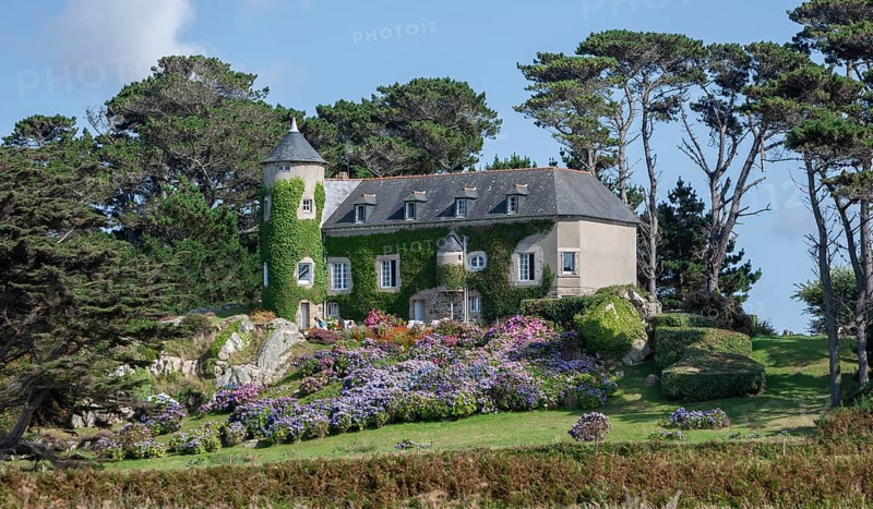 Stately house near Le Gouffre