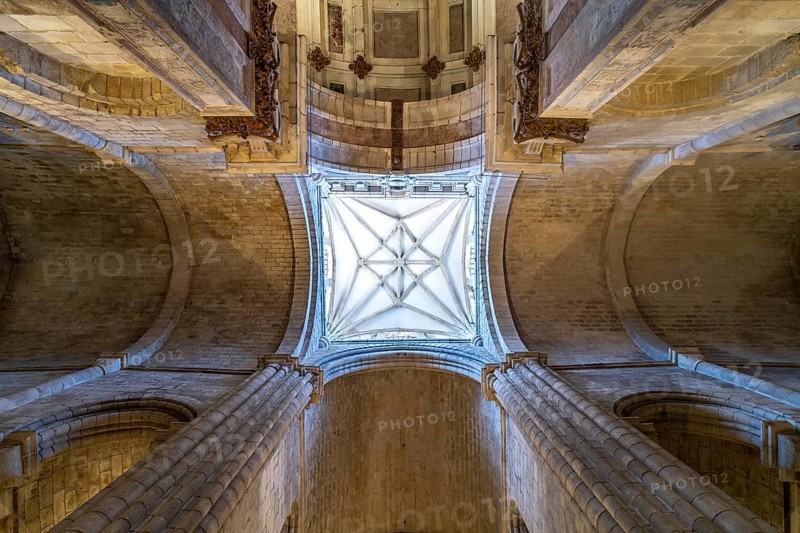 Church ceiling of the Se do Porto Cathedral