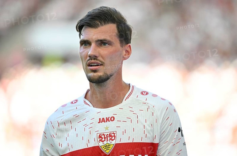 Pascal Stenzel VfB Stuttgart