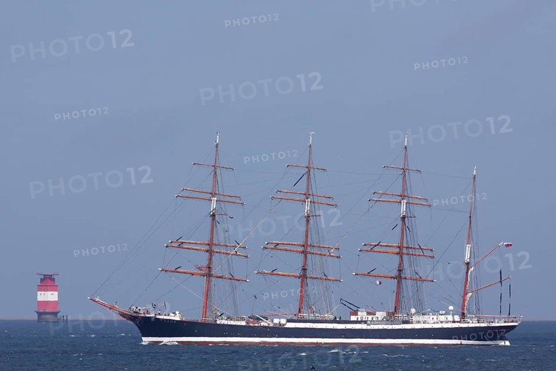 Three-masted barque Alexander von Humboldt in the Weser fairway off Minsener Oog