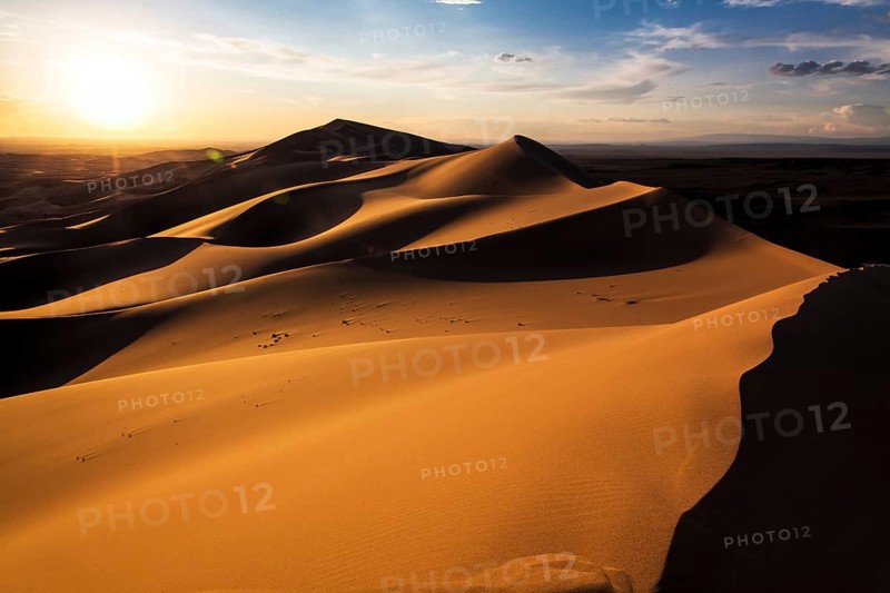 Hongor Dunes