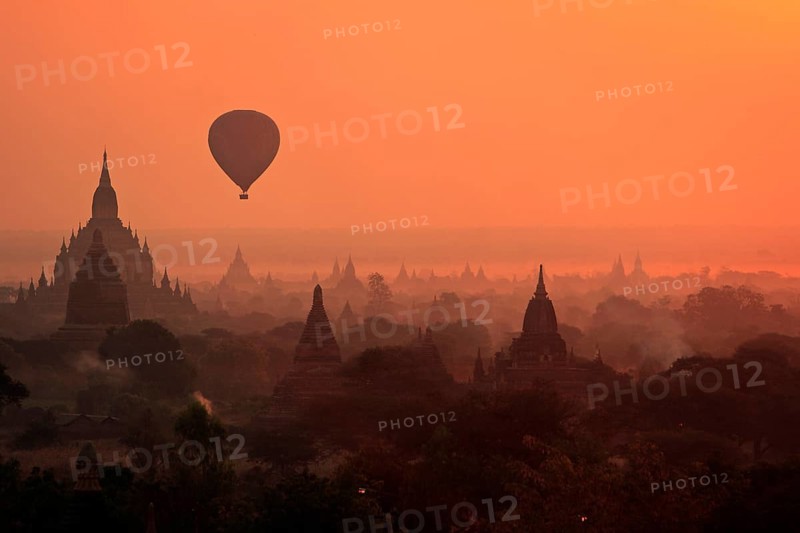 Balloon over Bagan in Dawn
