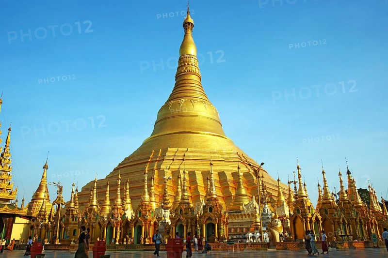Shwedagon Pagoda in Yangon