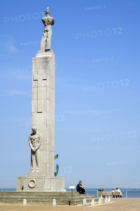 Monument for the sailors and fishermen who died at Ostend