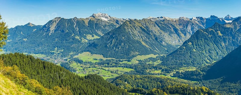 Mountain panorama from Soellereck to Stillachtal and Oberstdorf