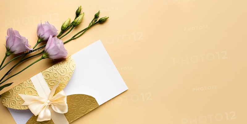 Invitation flowers luxury wedding stationery
