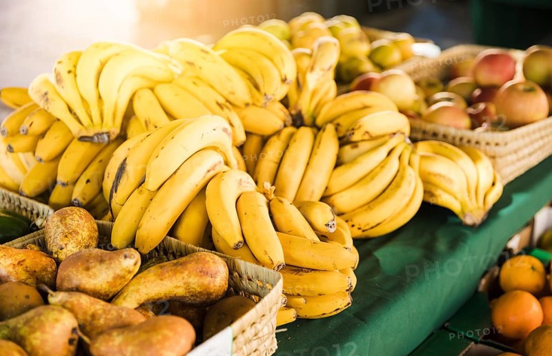 Organic fresh fruits table sale supermarket