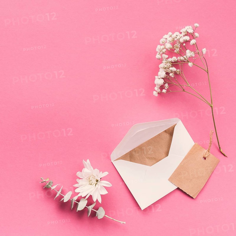 Flower branches with envelope table