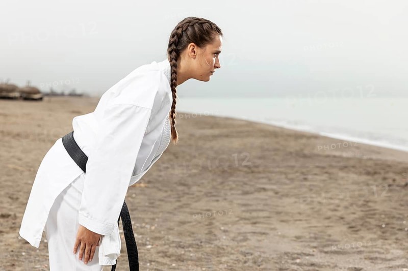 Kung fu fighter martial arts costume