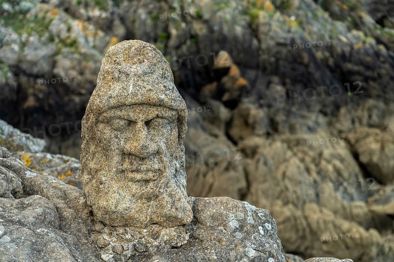 Granite sculptures Les Roches Sculptes near Rotheneuf