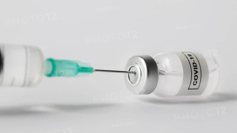 Front view syringe vaccine bottle