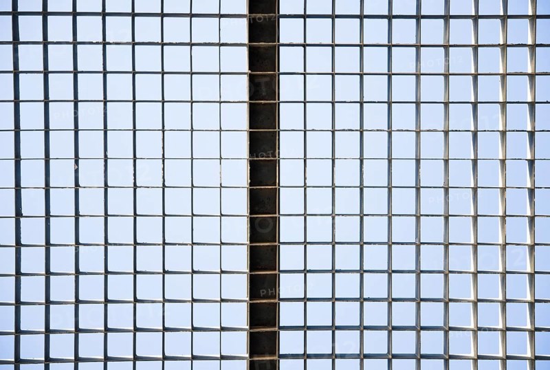 Seamless pattern metal mesh