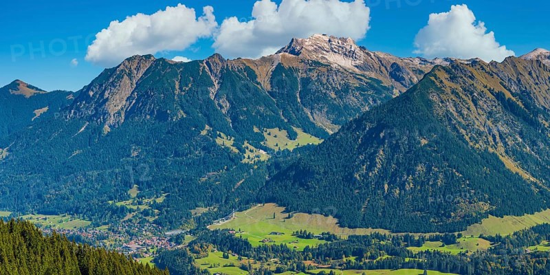 Mountain panorama from Soellereck to Stillachtal and Oberstdorf