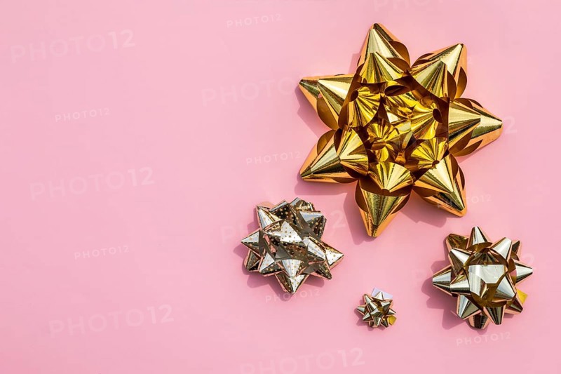 Poly ribbon bows with copy space