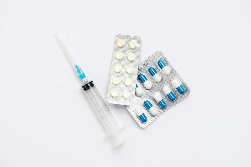 Top view arrangement with syringe