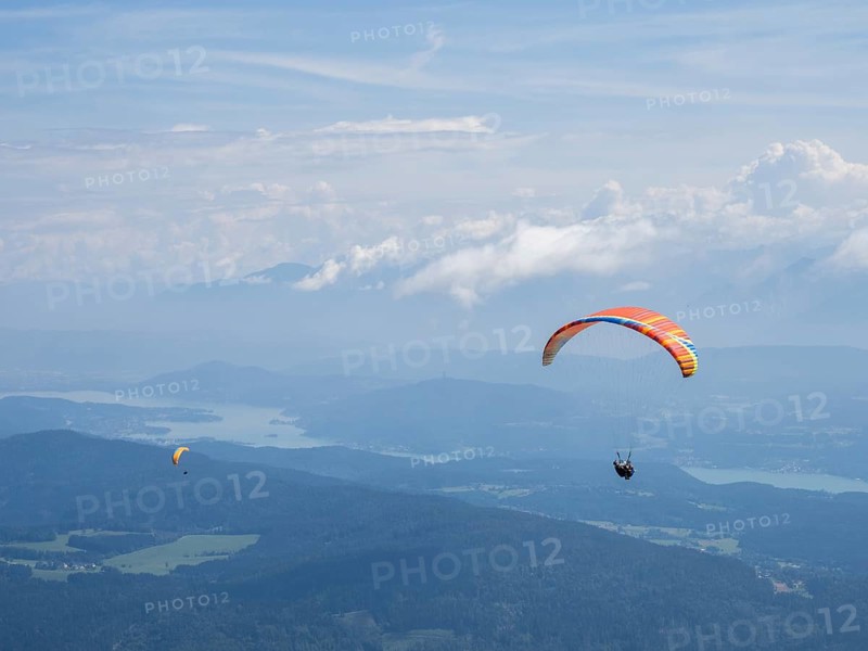 Paraglider