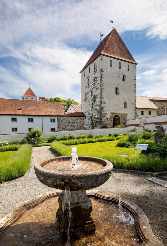 Paradise Garden with Gate Tower