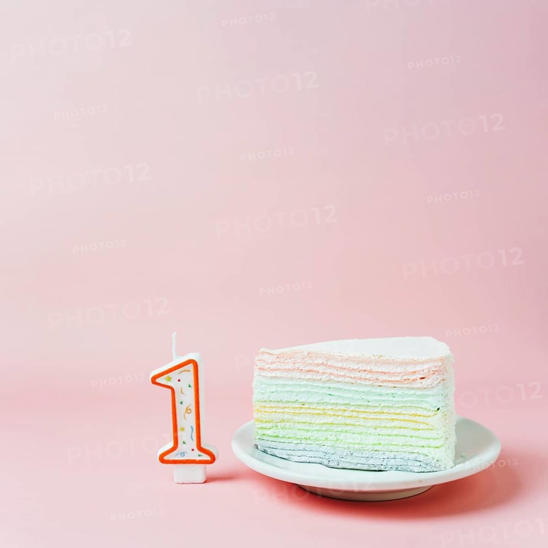 Birthday cake candle