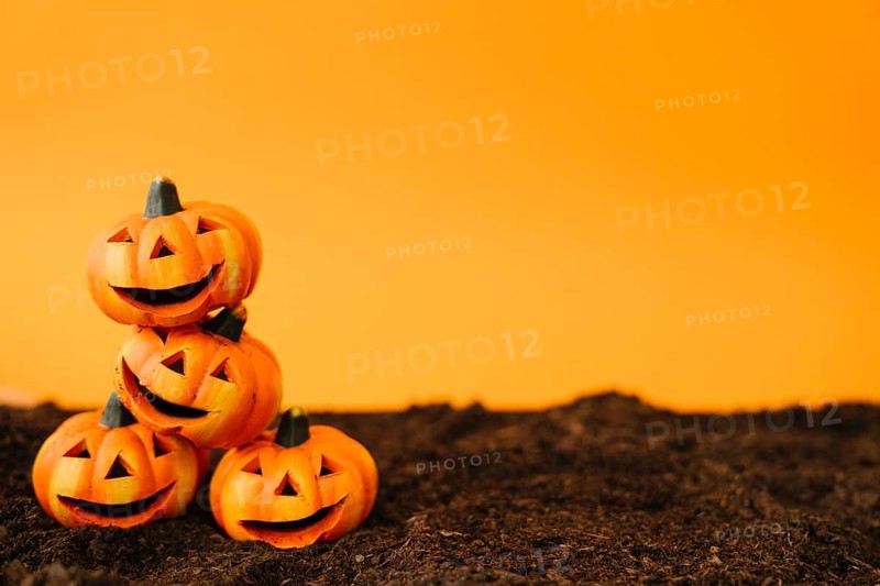 Halloween decoration with friendly pumpkins