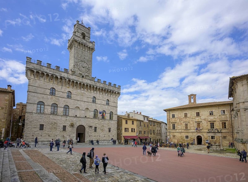 Town Hall in Piazza Grande