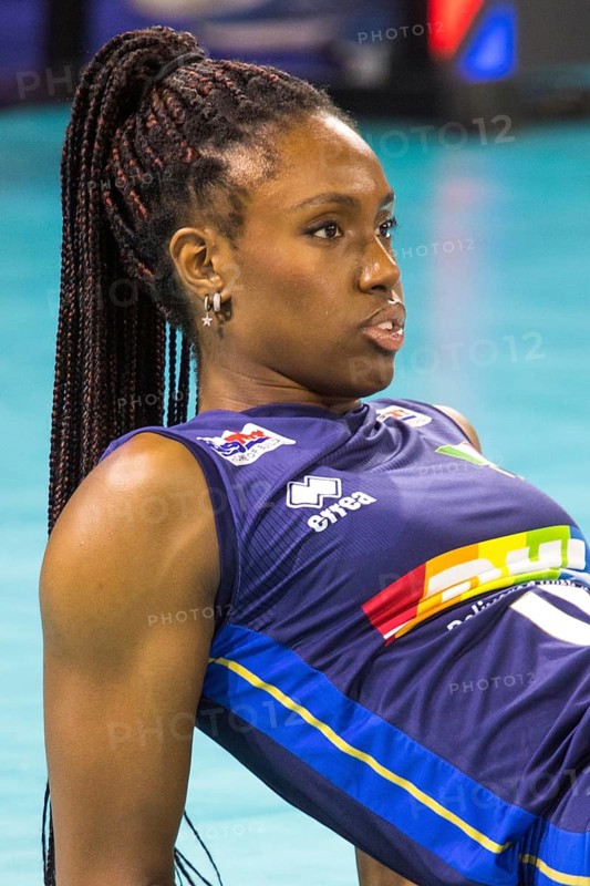 Sylvia NWAKALOR Italy