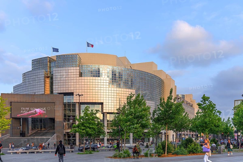Bastille Opera House in the evening light