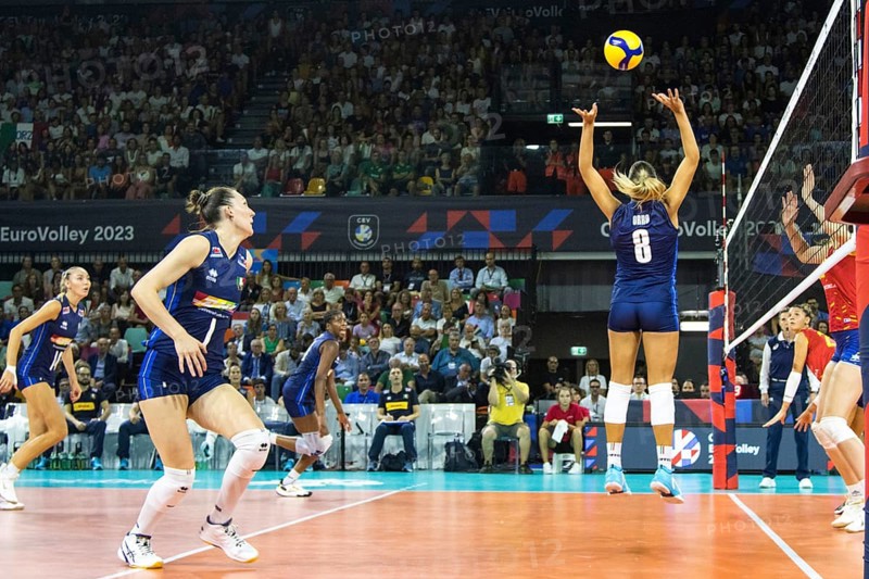 Alessia ORRO Italy fits Marina LUBIAN Italy