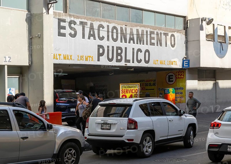 Public parking garage