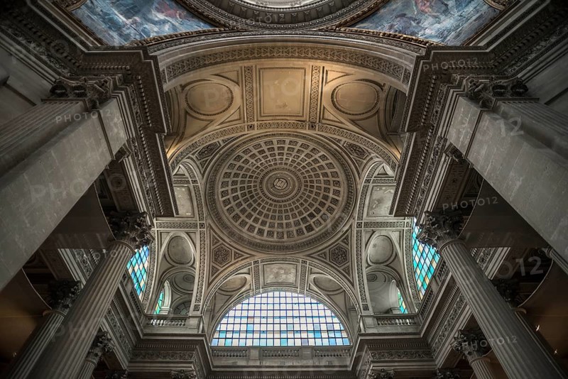 Dome vault inside the Pantheon