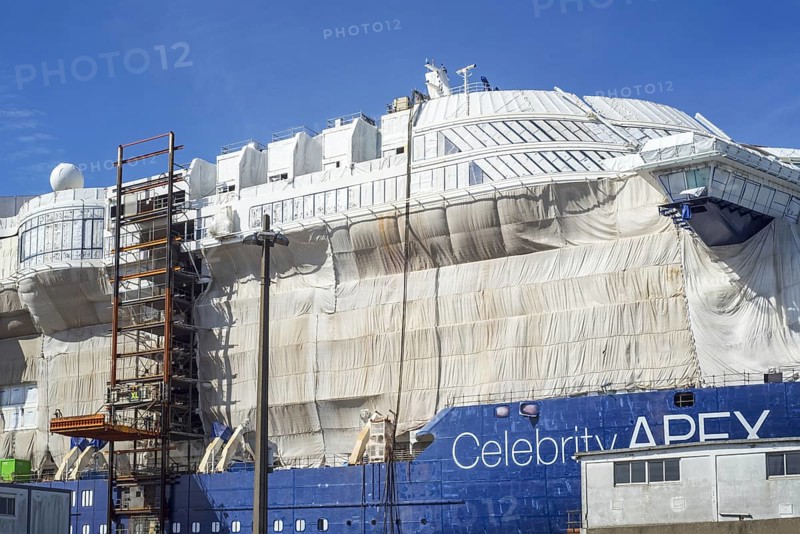 Construction of the Celebrity APEX cruise ship at the Chantiers de l'Atlantique