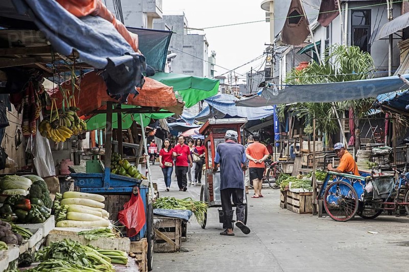 Chinese food market stalls selling vegetables in Glodok