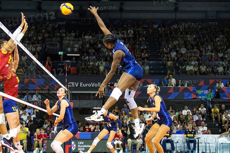 Miriam SYLLA Italy on the attack