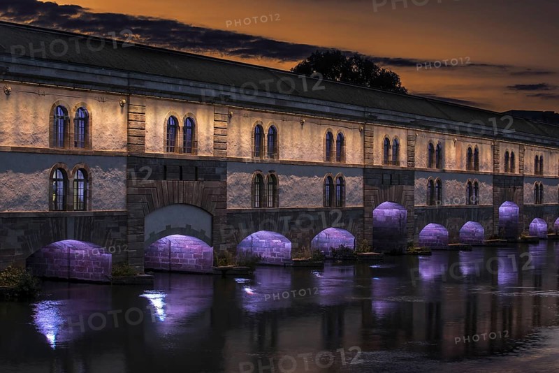 Illumination at sunset of the Barrage Vauban
