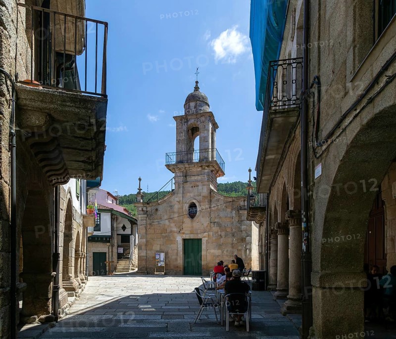 Historic buildings in centre of medieval town