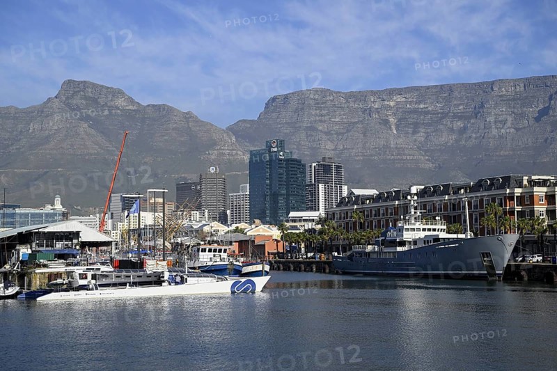View of Table Mountain from the Victoria and Alfred Waterfront