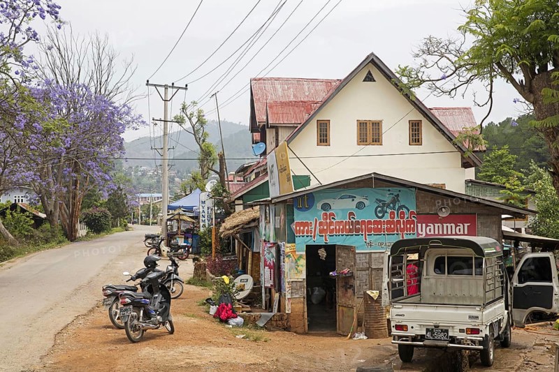 Primitive garage in the hill town Kalaw