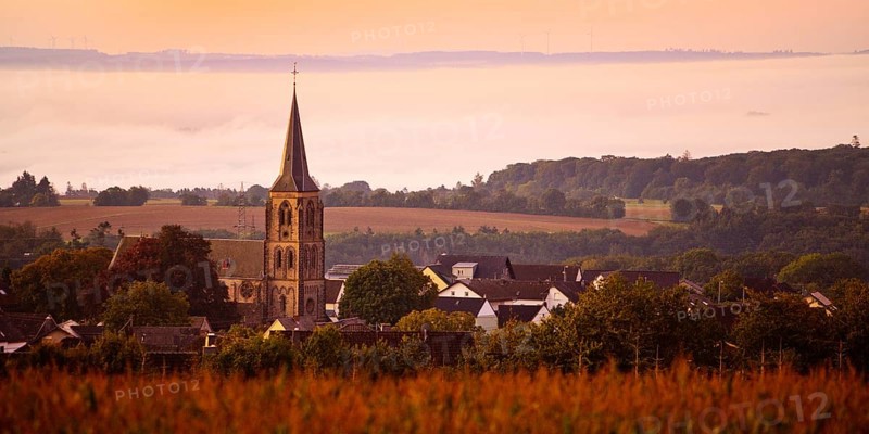 The church of St. Servatius at sunrise