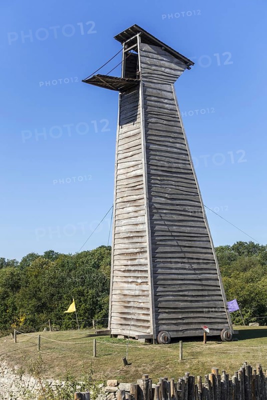 Medieval siege tower
