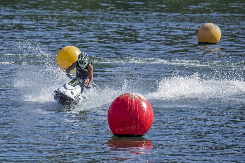Jet ski