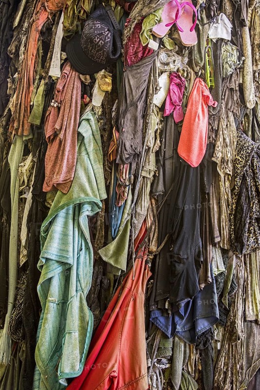Old clothes hanging from the Chene a clous