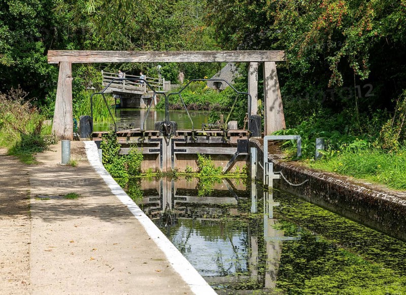 River Stour lock and lock-gate at Flatford Mill