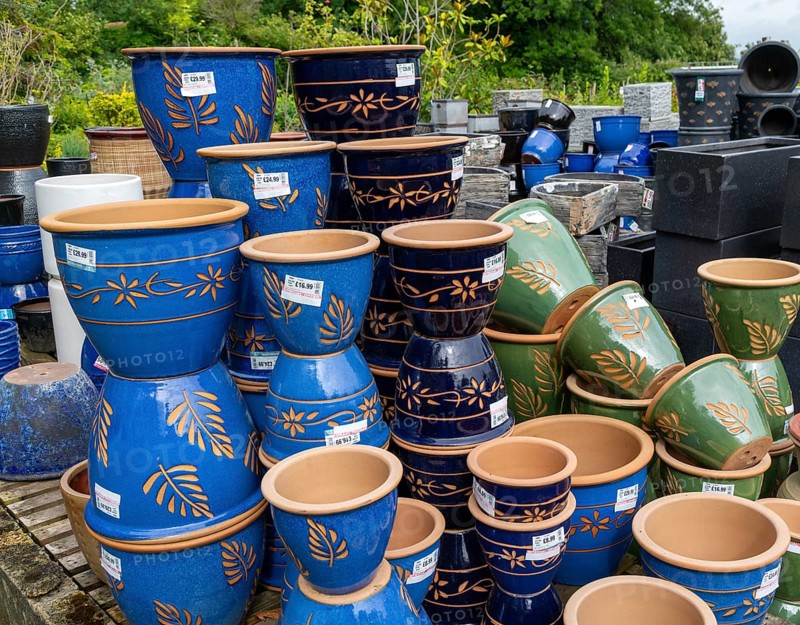 Frost proof pottery ceramic pots on sale in garden centre