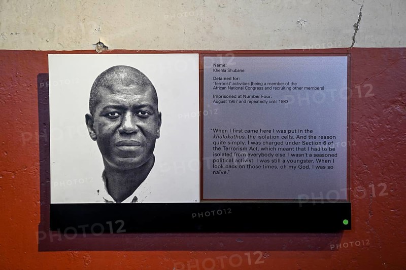 Display board with a prisoner's profile